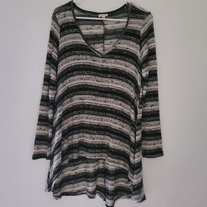 LILY WHITE Striped top sweater